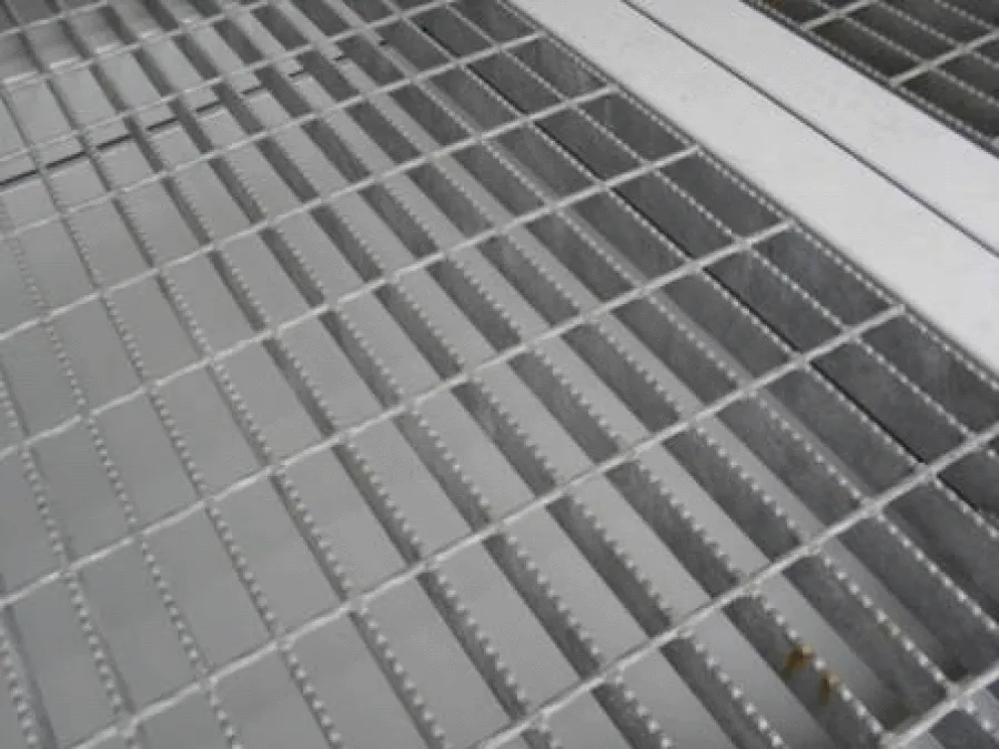 Conteneur bunded store 20 pieds à plancher grillagé
