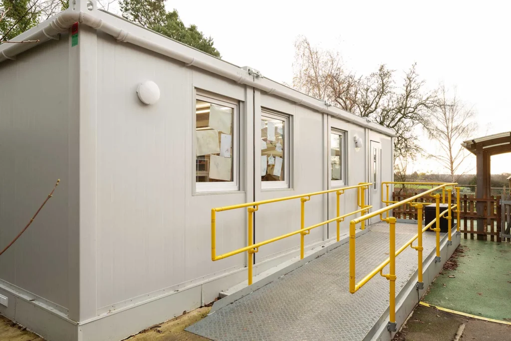 Bâtiment modulaire Euro 6 travées