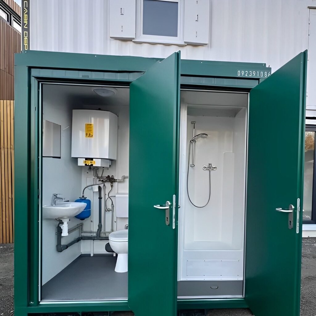Cabine sanitaire douche/WC raccordée 2,44 x 1,52 m