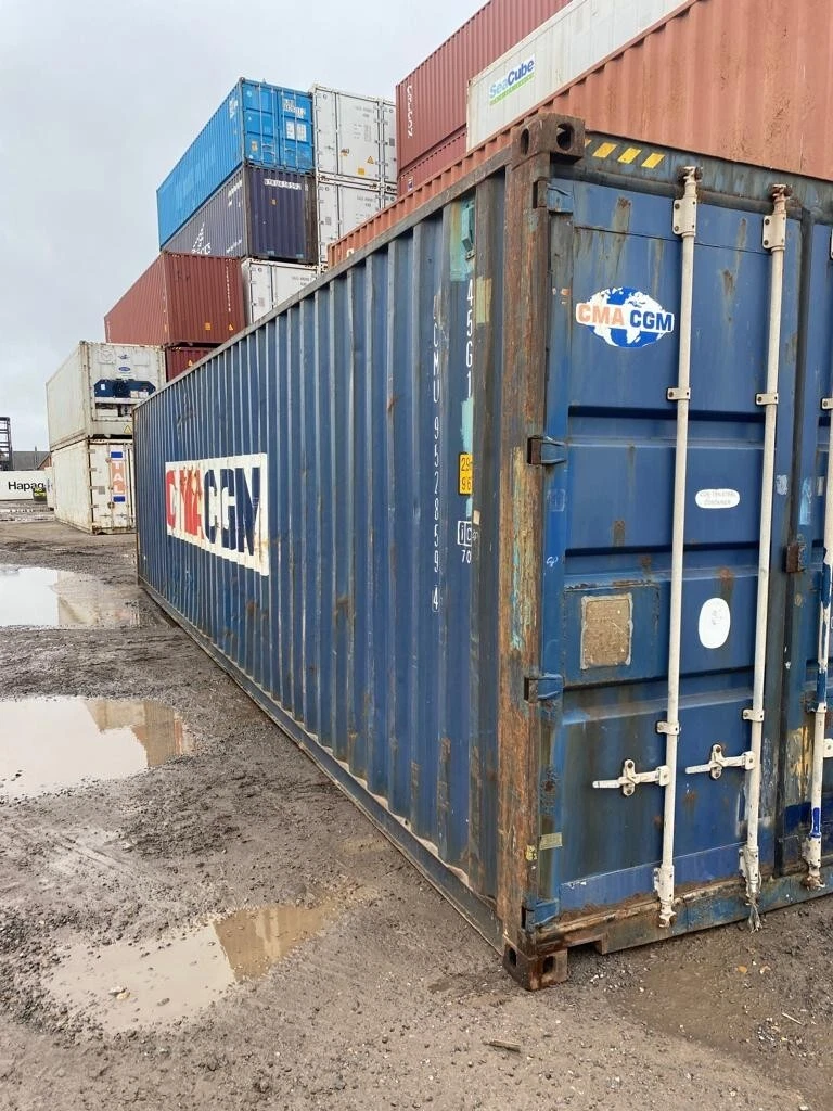 Conteneur maritime standard 40 pieds — disponible immédiatement