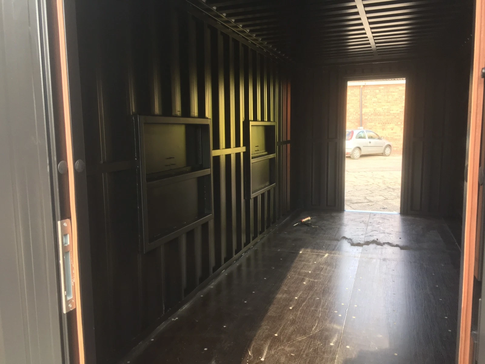 Conteneur maritime 20 pieds neuf à porte latérale complète – Image 8